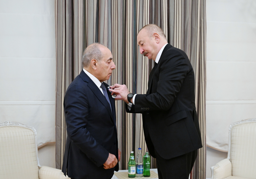 Baş nazirin birinci müavini Yaqub Eyyubovu “İstiqlal” ordeni ilə təltif edilib.