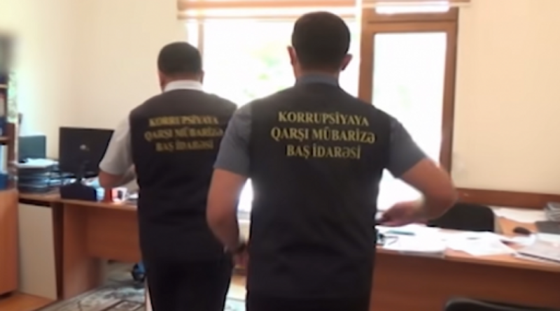 Qaradağda başçının müavini və bir neçə məmur həbs edilib