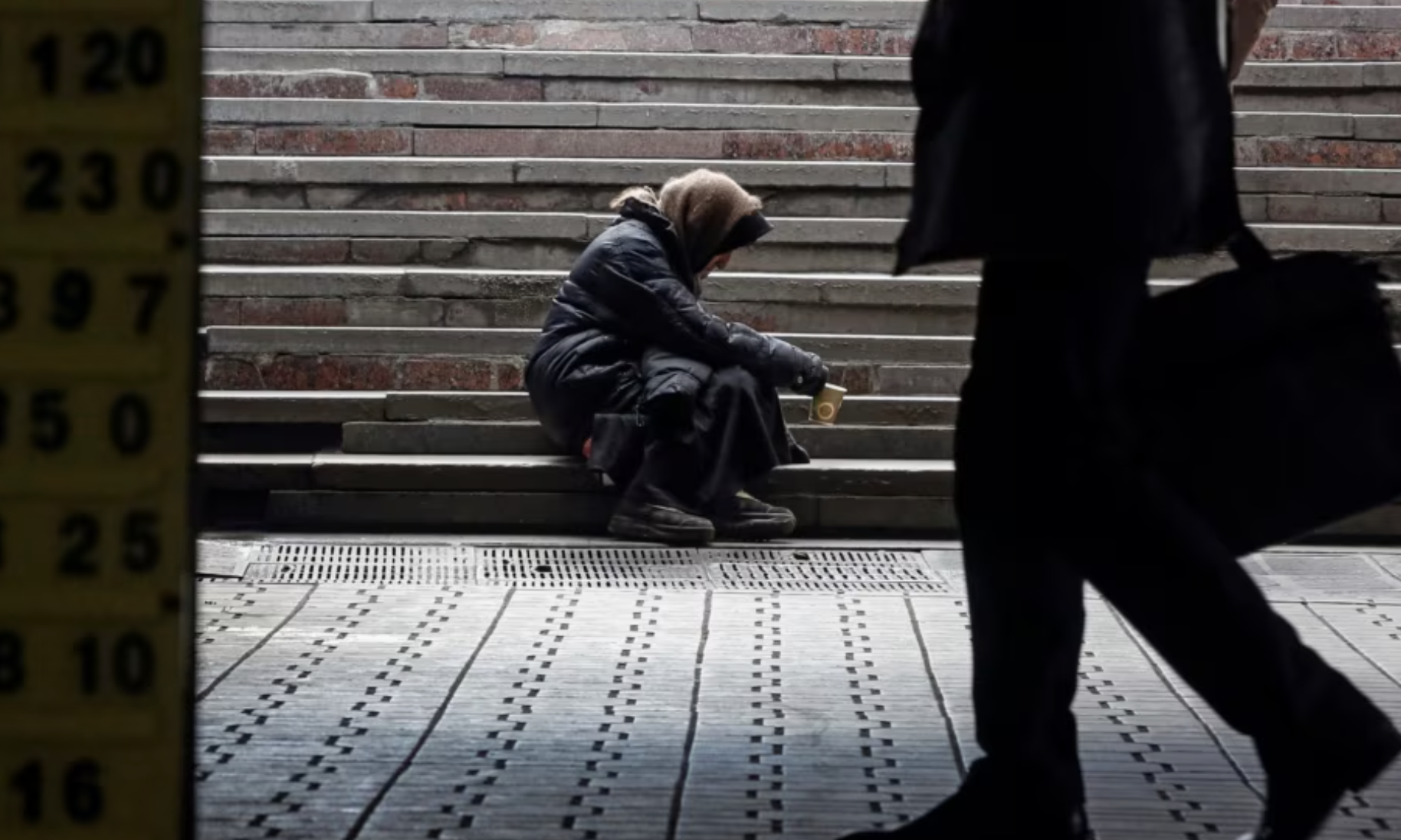 Dilənçiliklə məşğul olanlar cərimələnəcək, həbs ediləcək