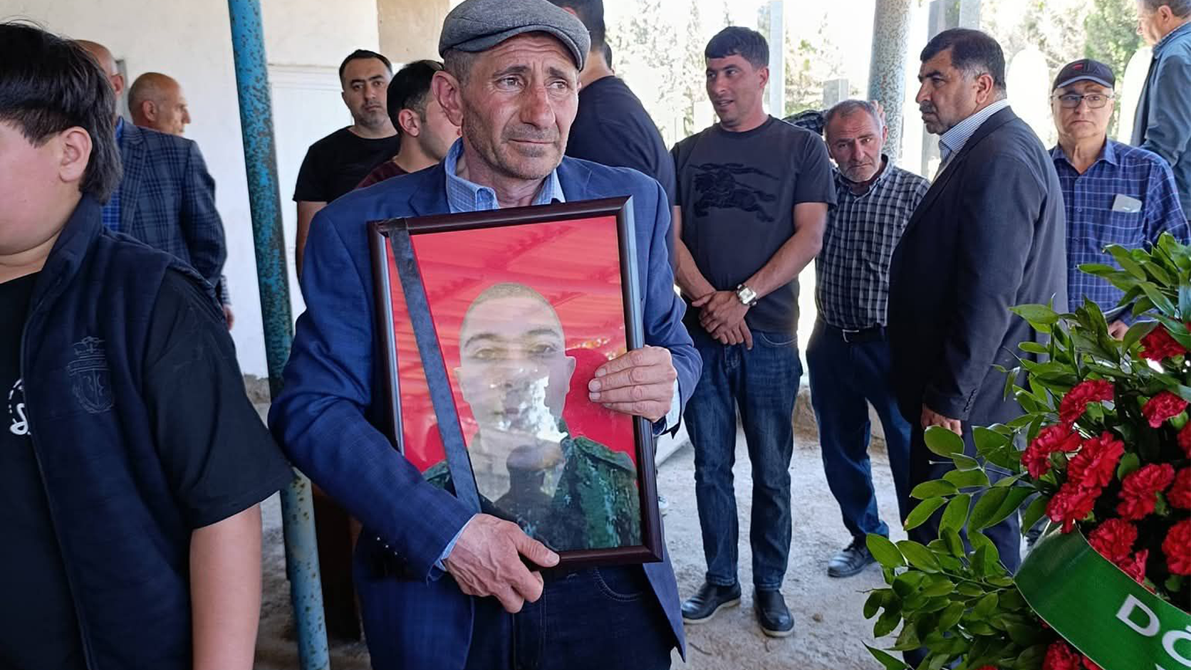 20 günün əsgəri xəstəlikdən öldü, rəsmi qurumlar açıqlama vermir